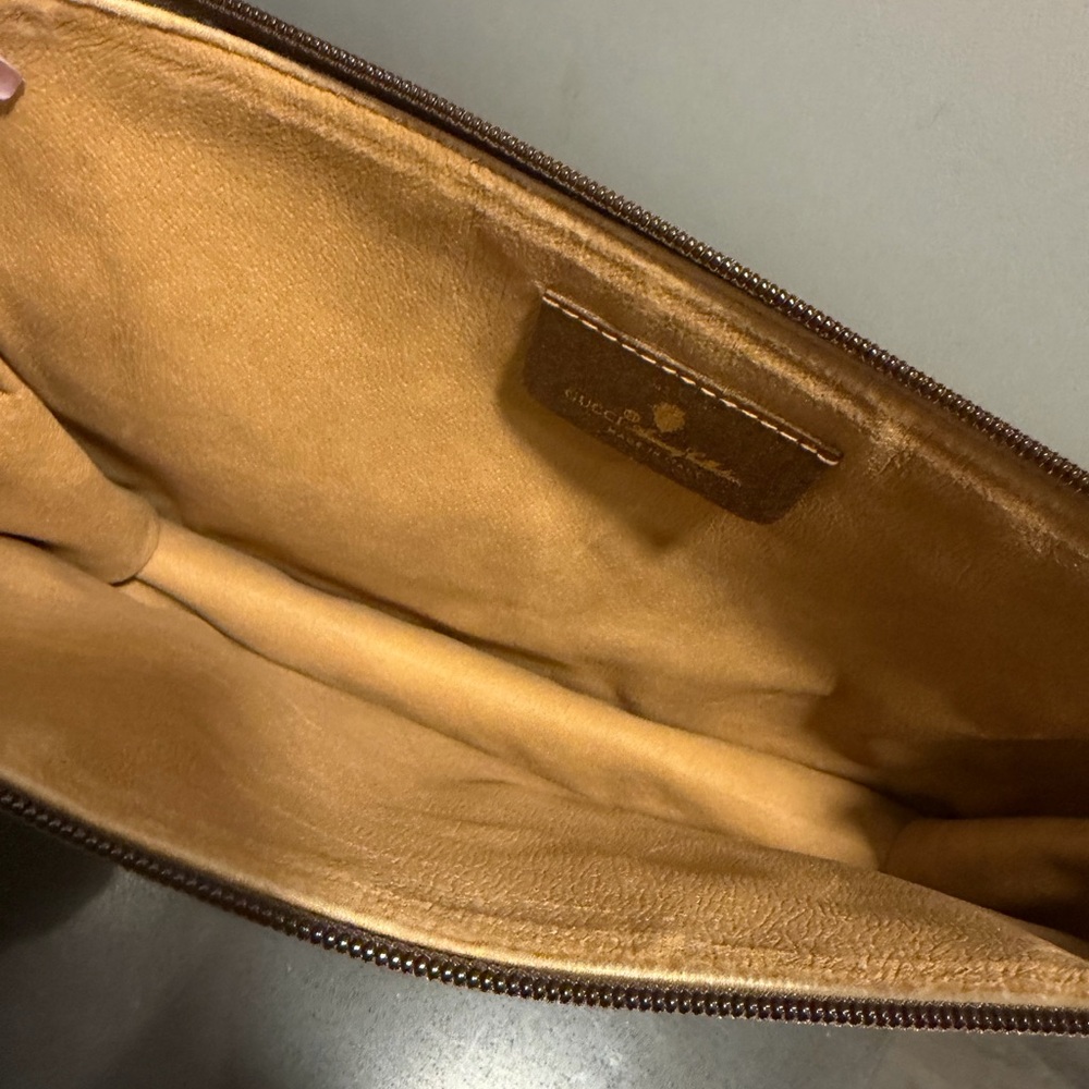 Vintage Gucci Beige and Brown GG Monogram Clutch - Picture 6 of 8